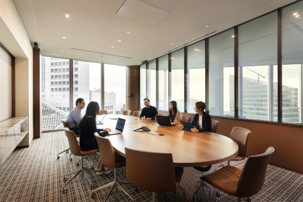 A modern workforce having a team meeting.